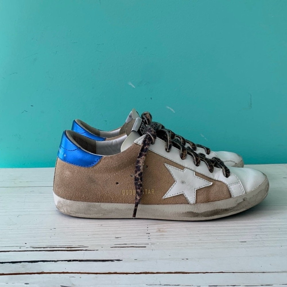 GOLDEN GOODE SUPERSTARS